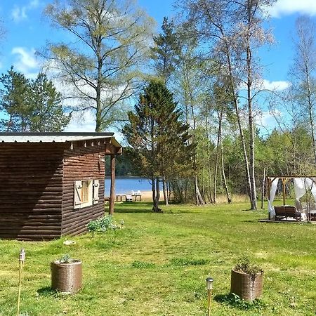 Ma Cabane Au Bord Du Lac Neuvic  Екстер'єр фото
